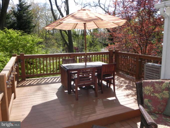1102 Litchfield Road Baltimore, MD 21239 - Photo 8 of 26 Deck #2