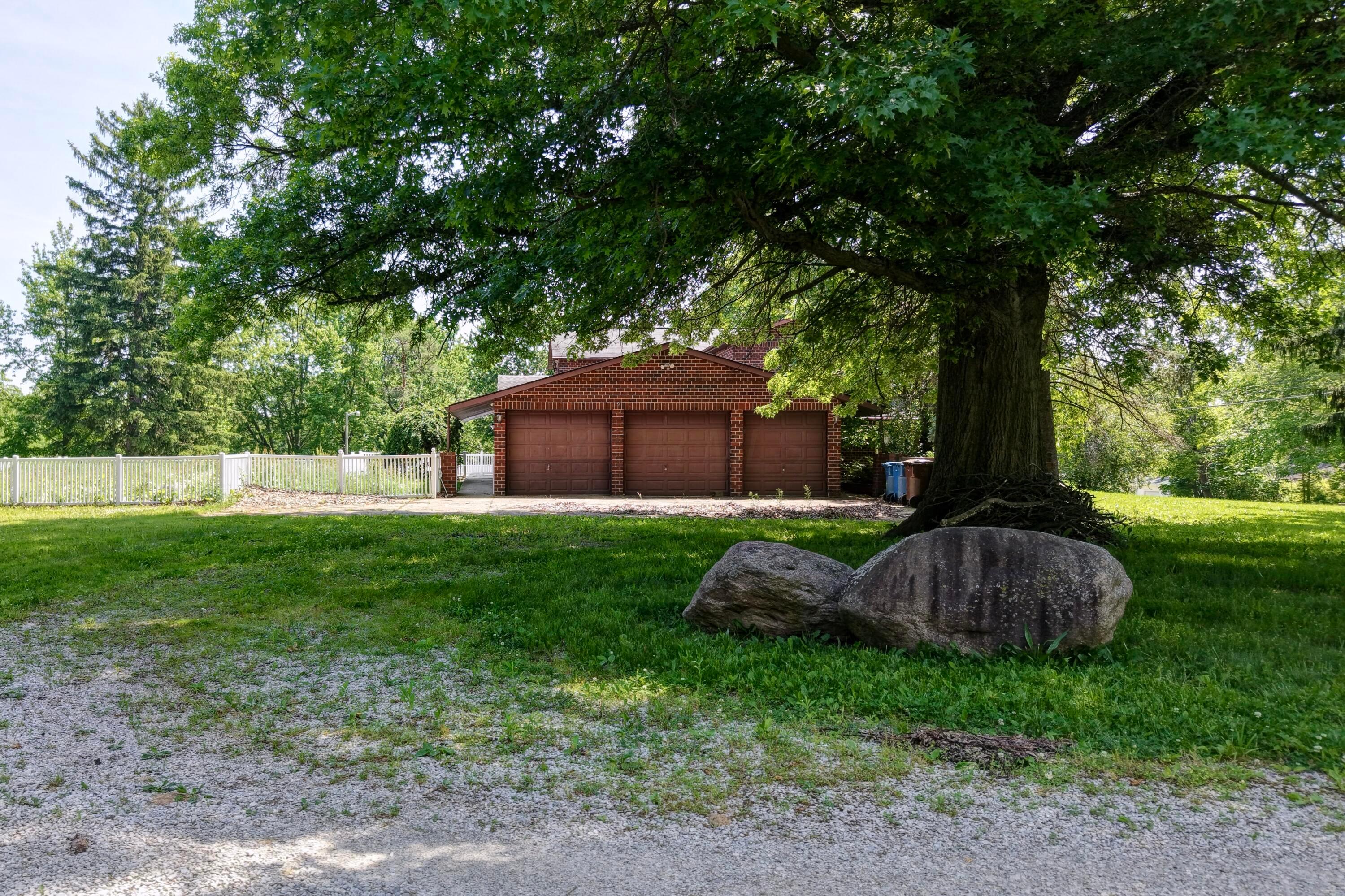 3973 Wadsworth Road Norton, OH 44203 - Photo 15 of 84