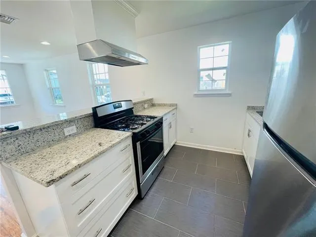 $1,650 | 6111 Lark Street, Metairie, LA 70003