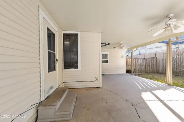 $179,500 | 1404 South Marie Street, Rayne, LA 70578