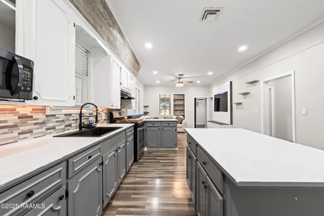 $179,500 | 1404 South Marie Street, Rayne, LA 70578