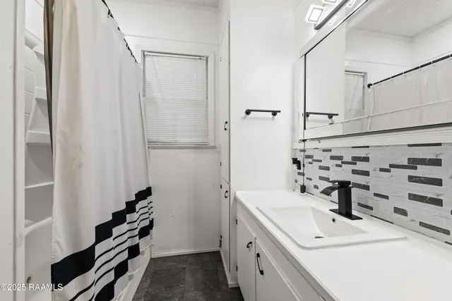 $179,500 | 1404 South Marie Street, Rayne, LA 70578