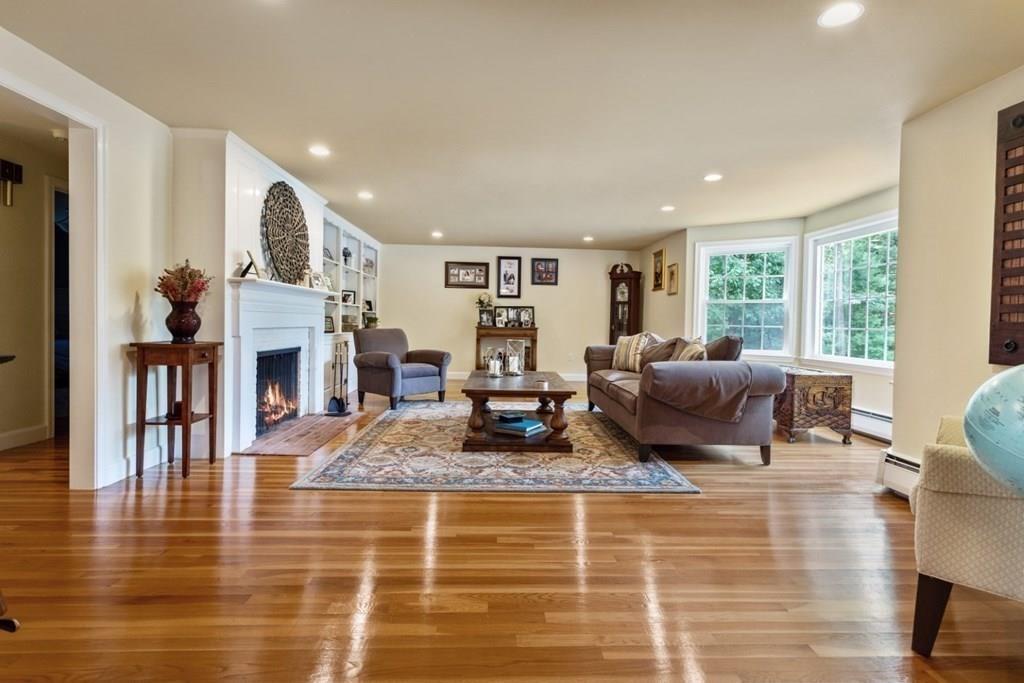9 Kings Road Lynnfield, MA 01940 - Photo 17 of 42 Gallery Image 17