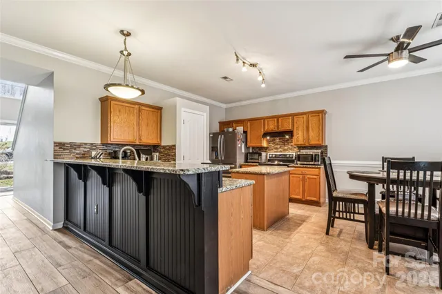 $385,000 | 610 Grantham Lane, Charlotte, NC 28262