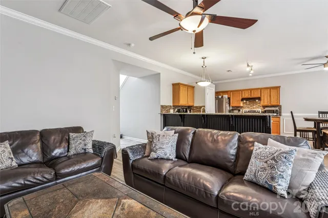 $385,000 | 610 Grantham Lane, Charlotte, NC 28262