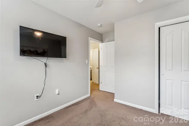 $385,000 | 610 Grantham Lane, Charlotte, NC 28262