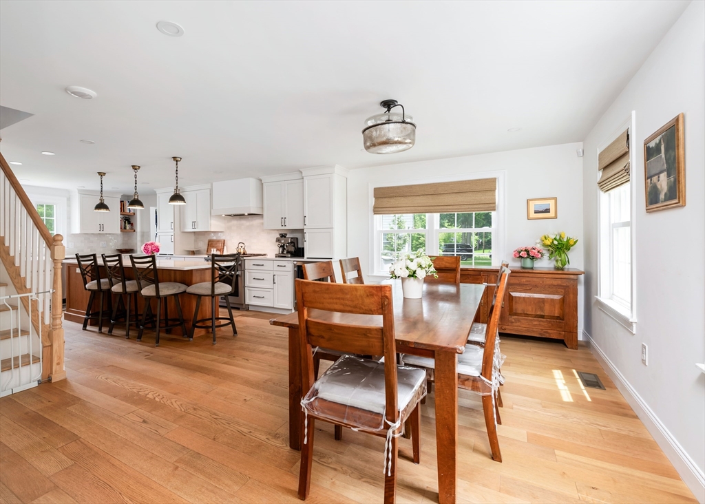22 Homestead Road Lynnfield, MA 01940 - Photo 5 of 30