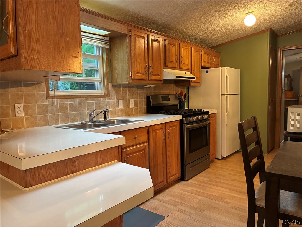 382 Rider, Unit 51 Clayville, NY 13322 - Photo 3 of 17