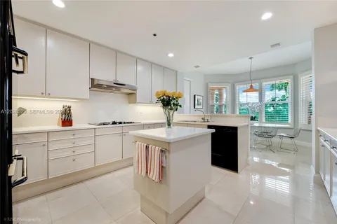 $2,699,000 | Coral Gables, Coral Gables, FL 33158