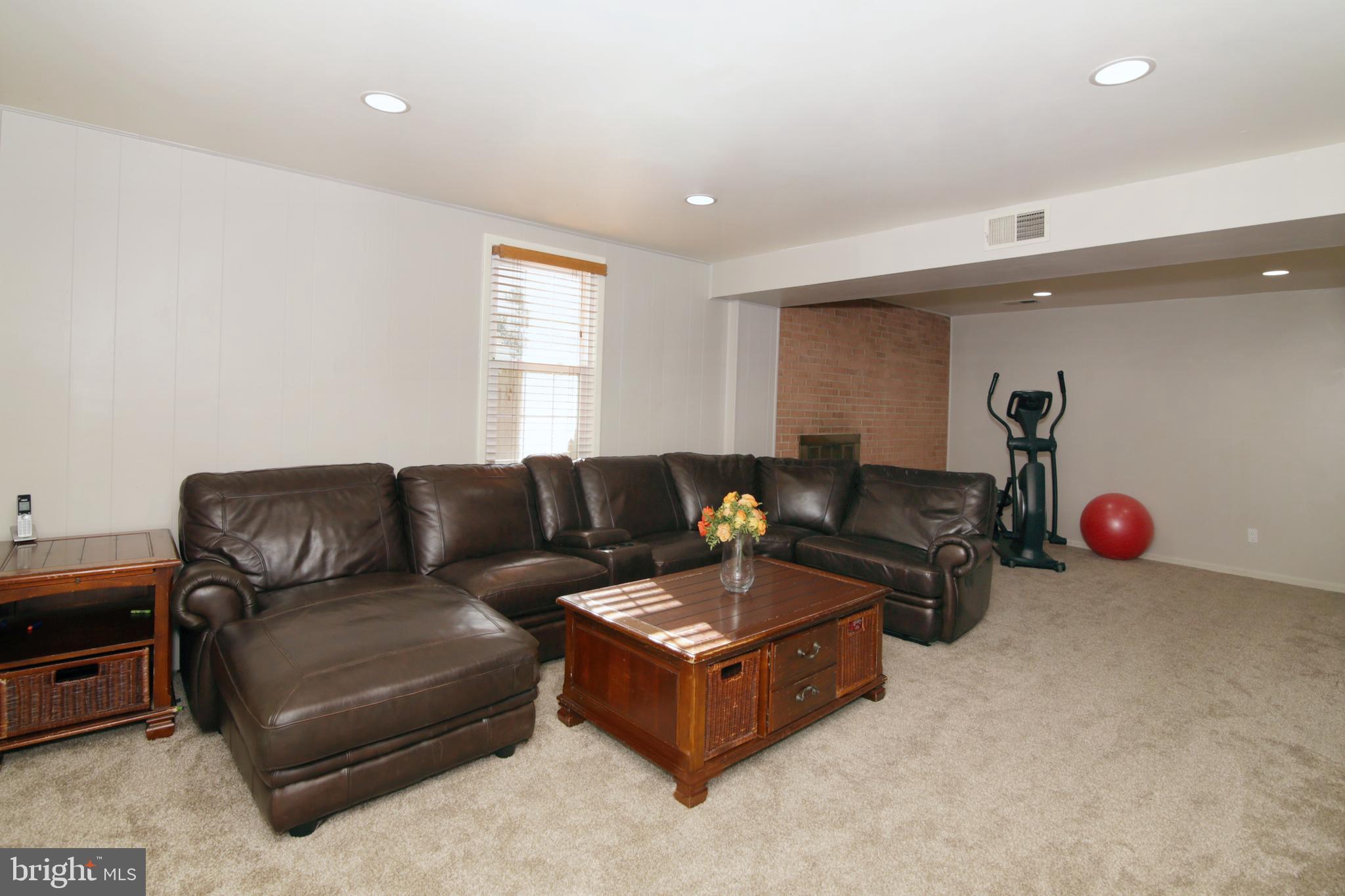 8837 Stark Road Annandale, VA 22003 - Photo 22 of 31 LL Family Room