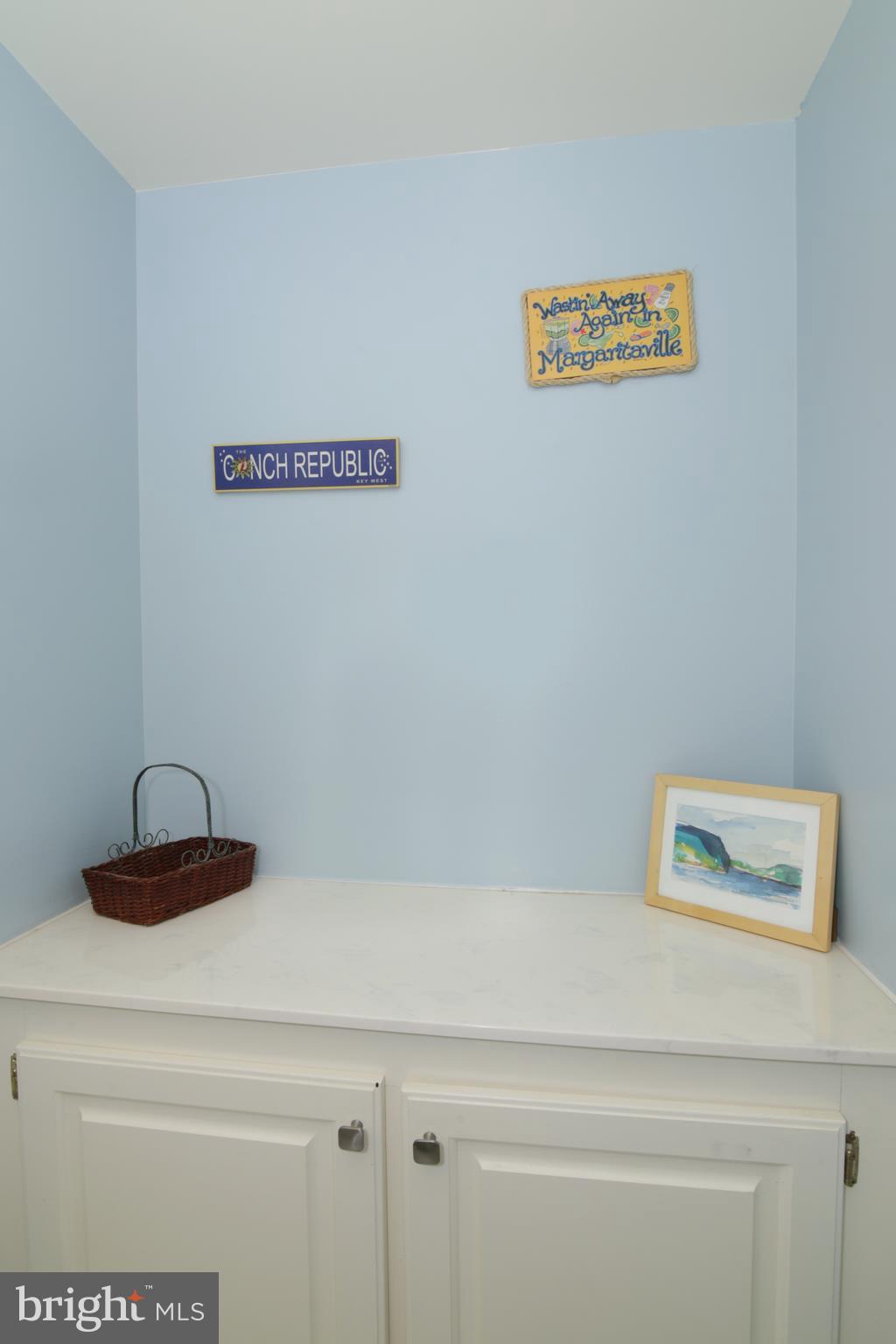 8837 Stark Road Annandale, VA 22003 - Photo 28 of 31 Powder Room