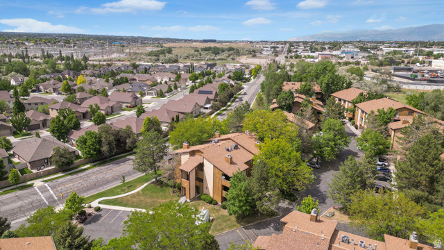 9184 West Jefferson Place, Unit 2F Sandy, UT 84070 - Photo 2 of 16
