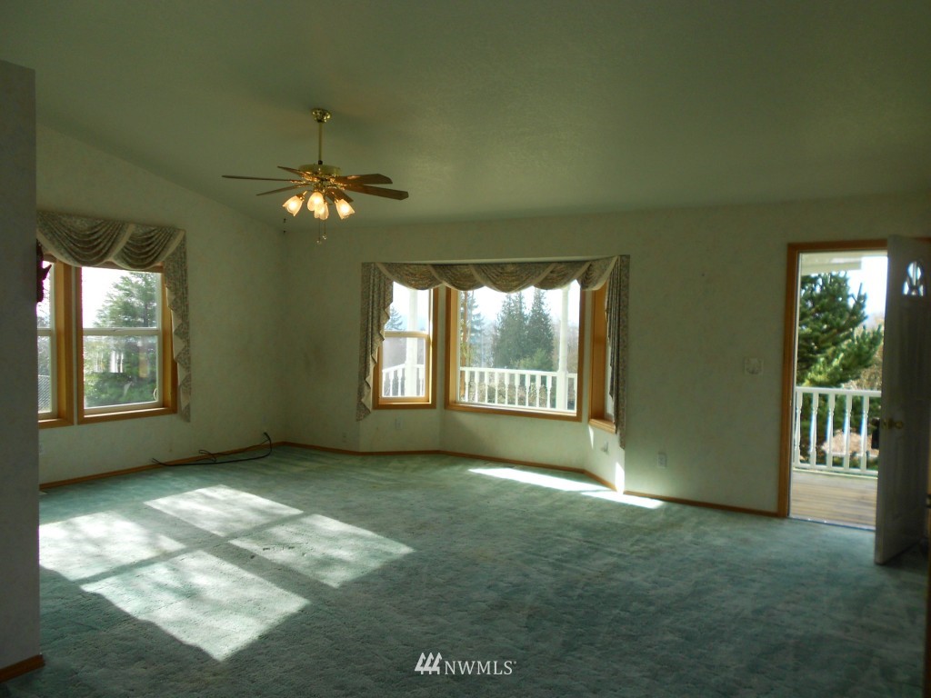 657 Mt Pleasant Road Kelso, WA 98626 - Photo 10 of 22 Gallery Image 10