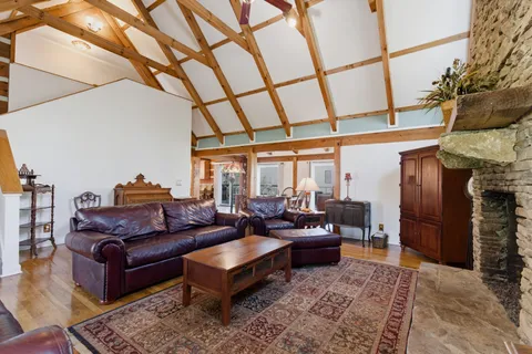 $675,000 | 551 Mt Pleasant Road, Kingston Springs, TN 37082