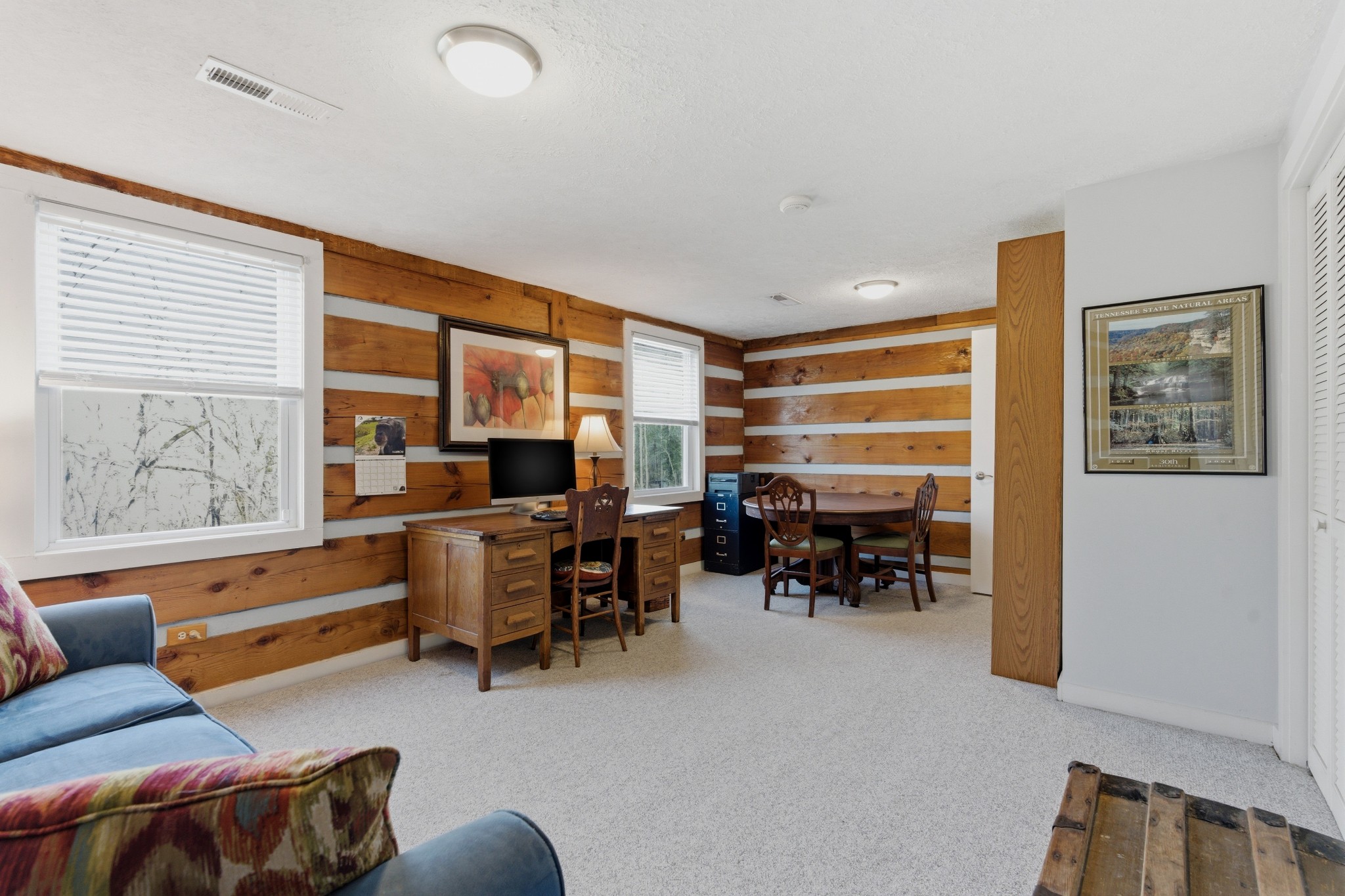 551 Mt Pleasant Road Kingston Springs, TN 37082 - Photo 25 of 68 a living room with furniture and a window