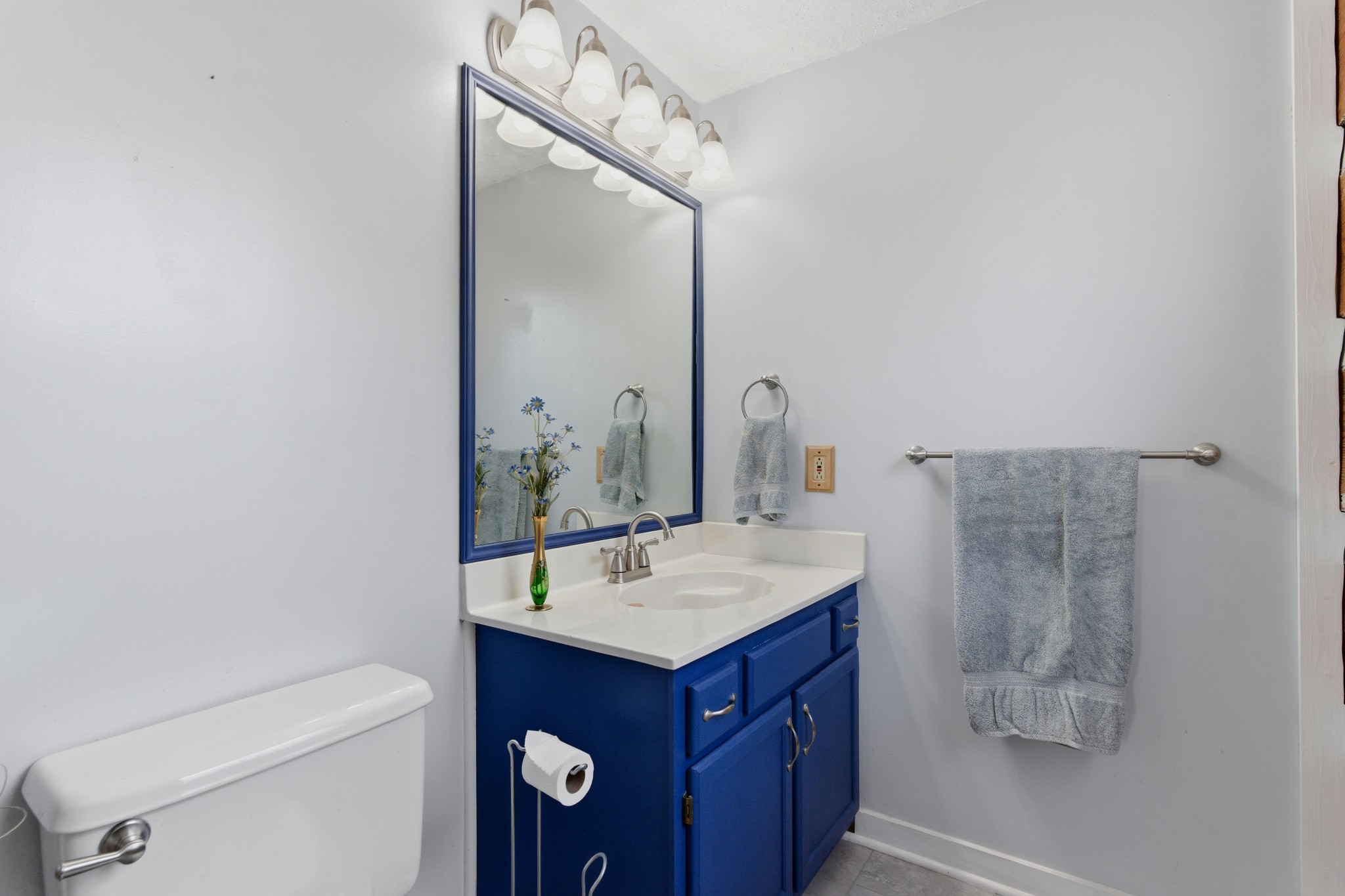 551 Mt Pleasant Road Kingston Springs, TN 37082 - Photo 27 of 68 a bathroom with a sink and a mirror