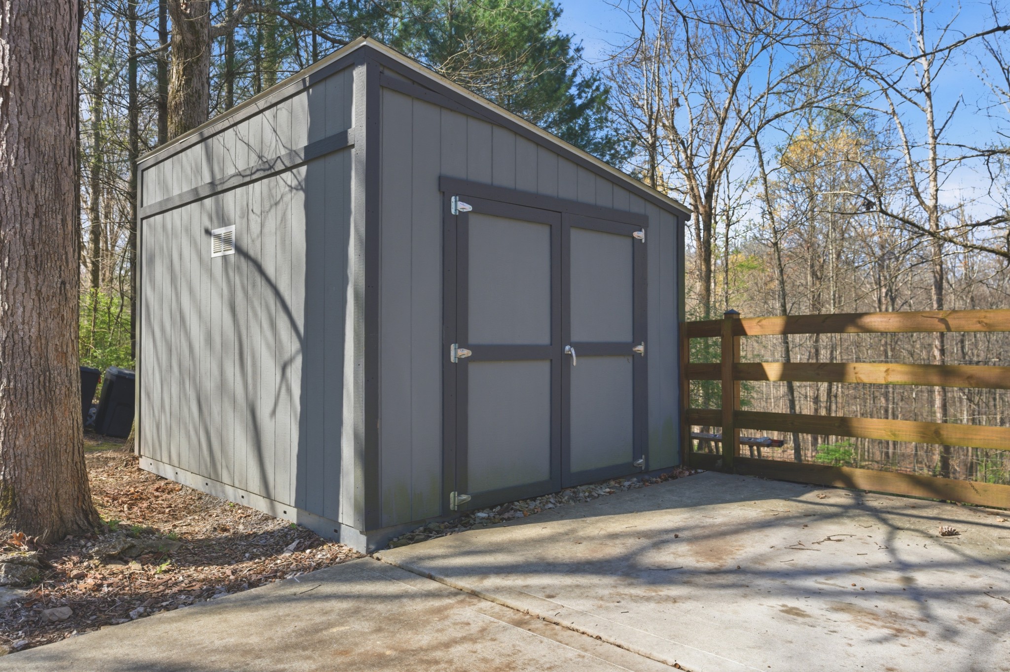 551 Mt Pleasant Road Kingston Springs, TN 37082 - Photo 50 of 68 a backyard of a house