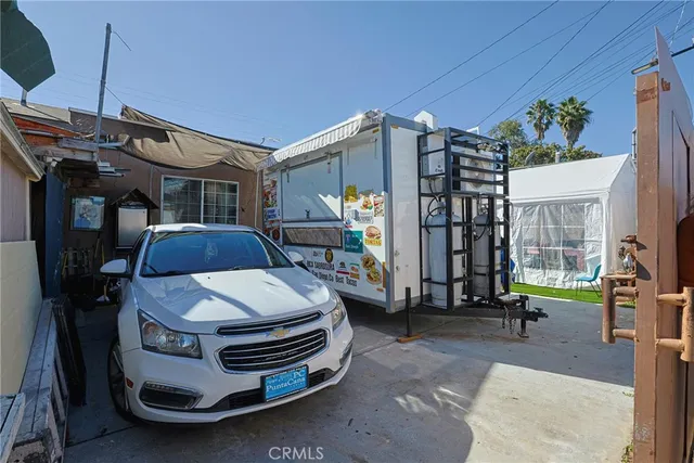 $920,000 | 4144-46 Delta Street, San Diego, CA 92113