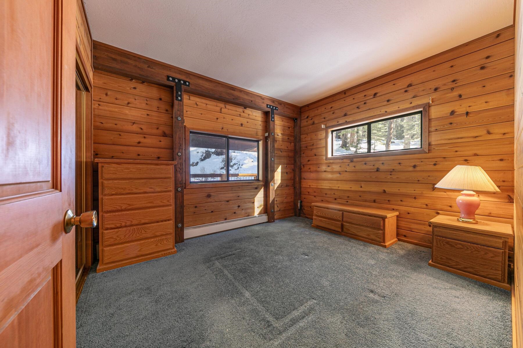 6840 River Road Truckee, CA 96161 - Photo 17 of 28 Gallery Image 17