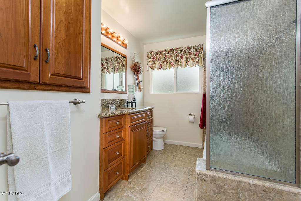 2688 Duval Road Camarillo, CA 93012 - Photo 18 of 45 15-2688 Duval Rd - HsHProd-16