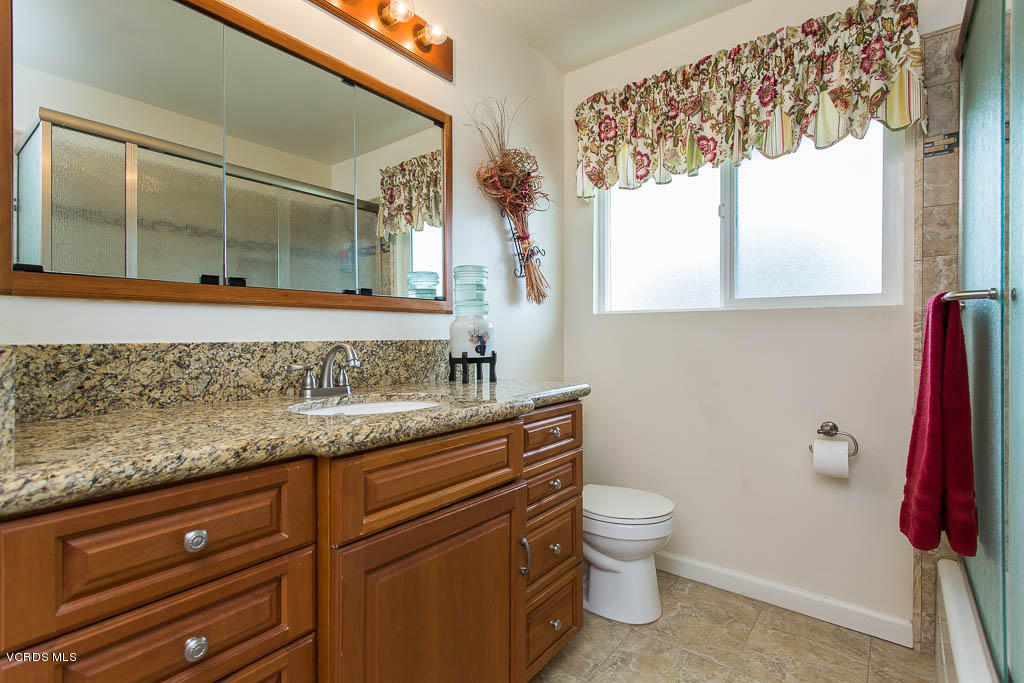 2688 Duval Road Camarillo, CA 93012 - Photo 19 of 45 16-2688 Duval Rd - HsHProd-17