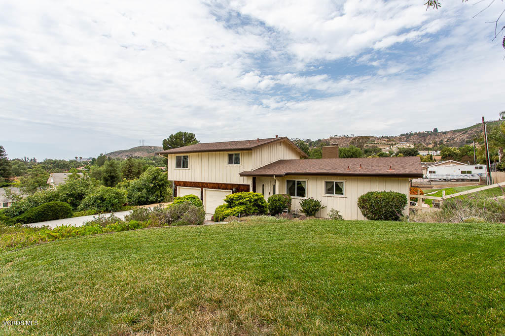 2688 Duval Road Camarillo, CA 93012 - Photo 43 of 45 2688 Duval Rd - HsHProd-33 (1)