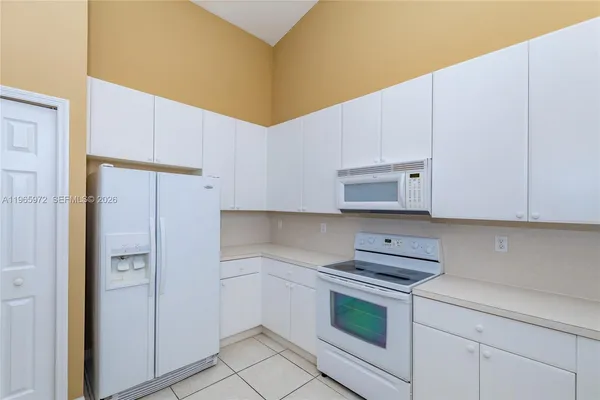 $2,100 | 1207 Northeast 32nd Terrace, Unit 1207, Homestead, FL 33033