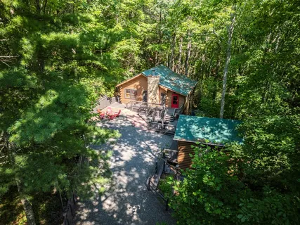 $412,000 | 556 Cherry Lake Drive, Blue Ridge, GA 30513