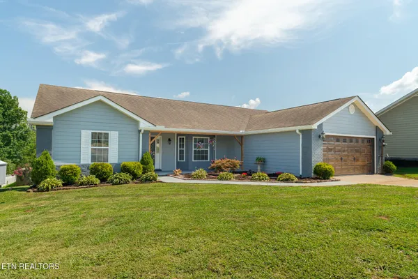 $369,900 | 1246 Lori Ellen Court, Sevierville, TN 37876