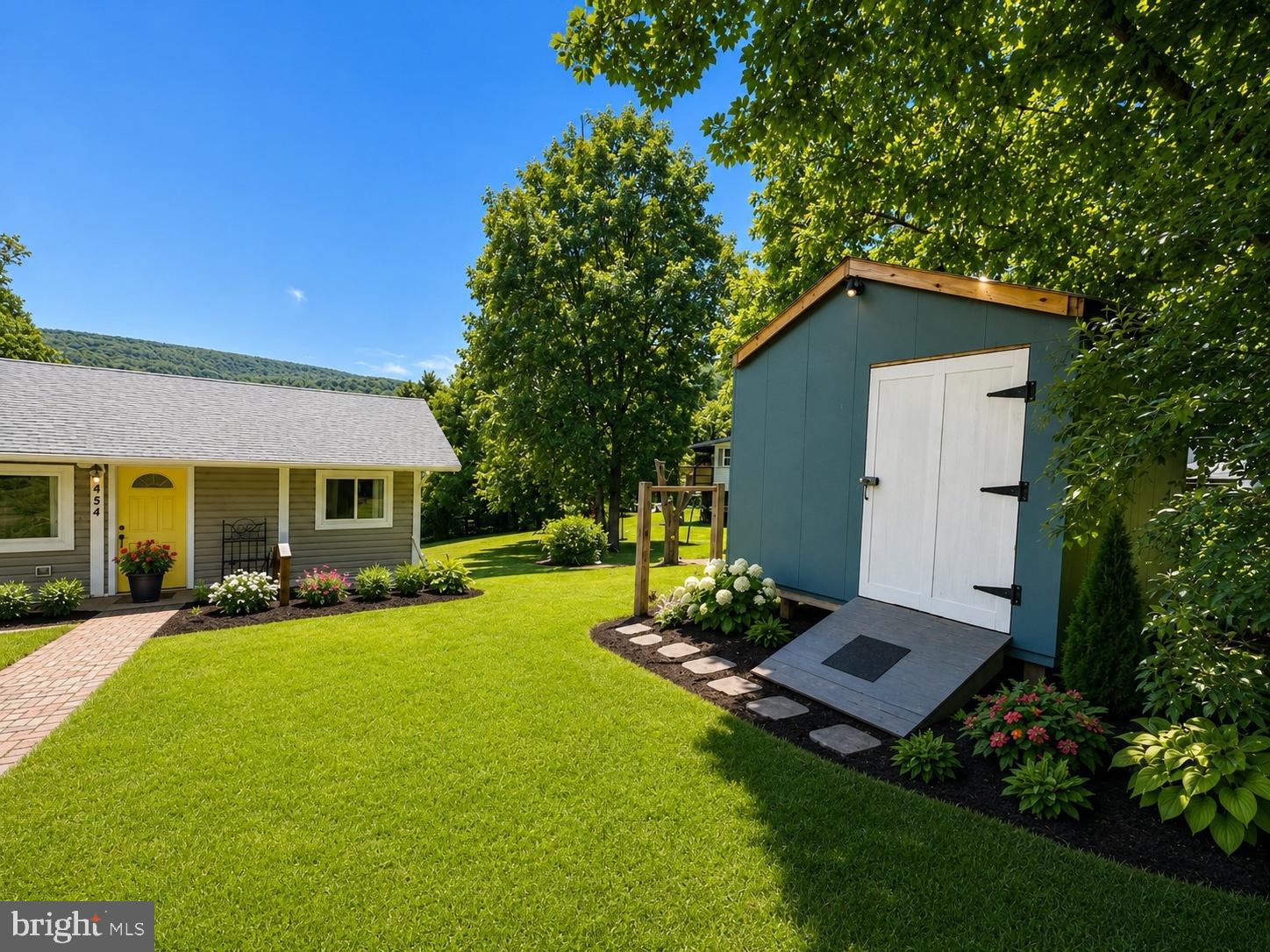 454 Pine Ridge Drive Front Royal, VA 22630 - Photo 6 of 39