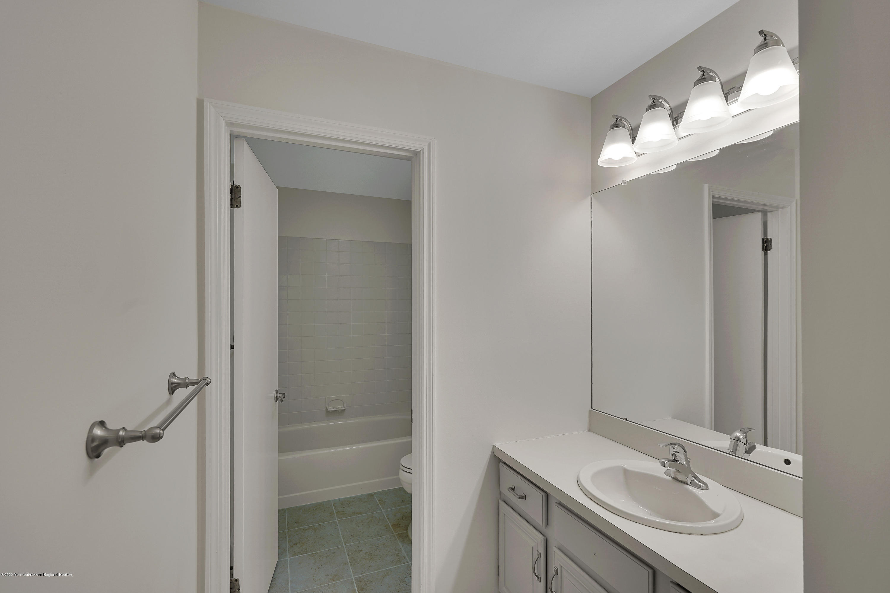 68 Fieldstone Road Bedminster, NJ 07921 - Photo 24 of 36 028_dsc04339