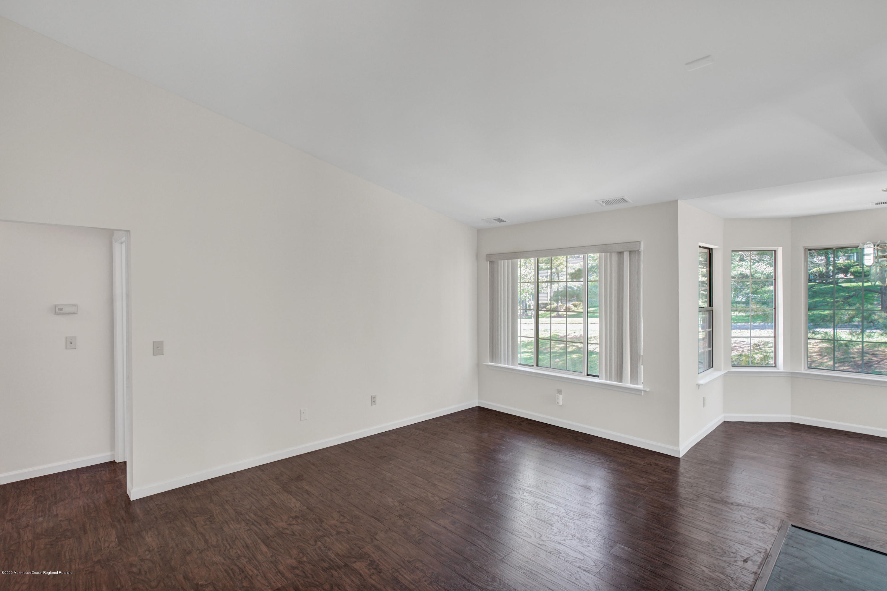 68 Fieldstone Road Bedminster, NJ 07921 - Photo 8 of 36 012_dsc04279