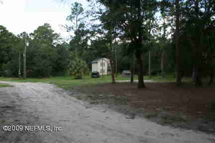 97155 Chester River Road Yulee, FL 32097 - Photo 2 of 4 a view of a out door space area