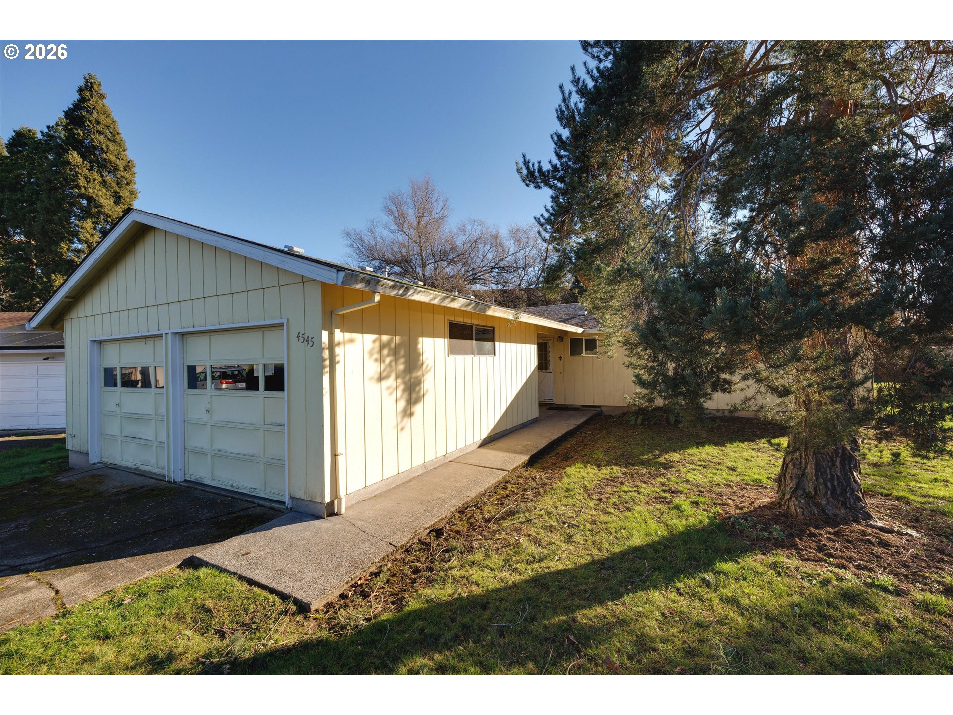 4545 Southwest 194th Court Beaverton, OR 97078 - Photo 8 of 32