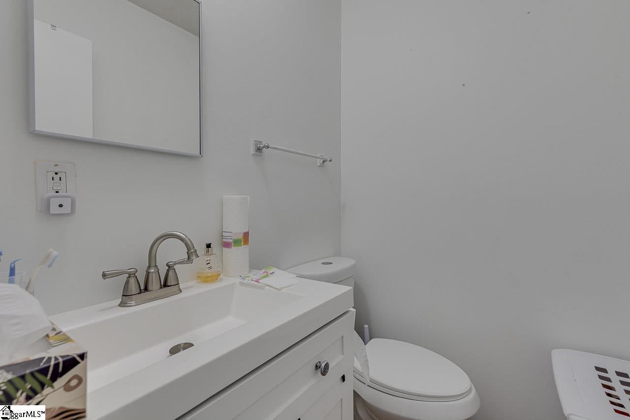 710 State Rd S-42-7123 Greer, SC 29651 - Photo 23 of 26 Gallery Image 23