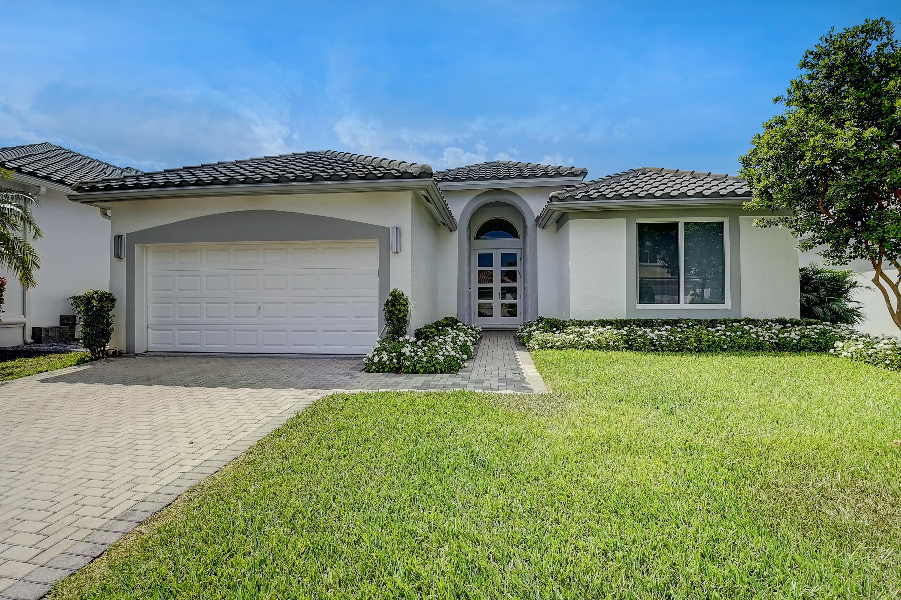 5735 Regency Circle West Boca Raton, FL 33496 - Photo 1 of 34 01_virtuals1 (1)