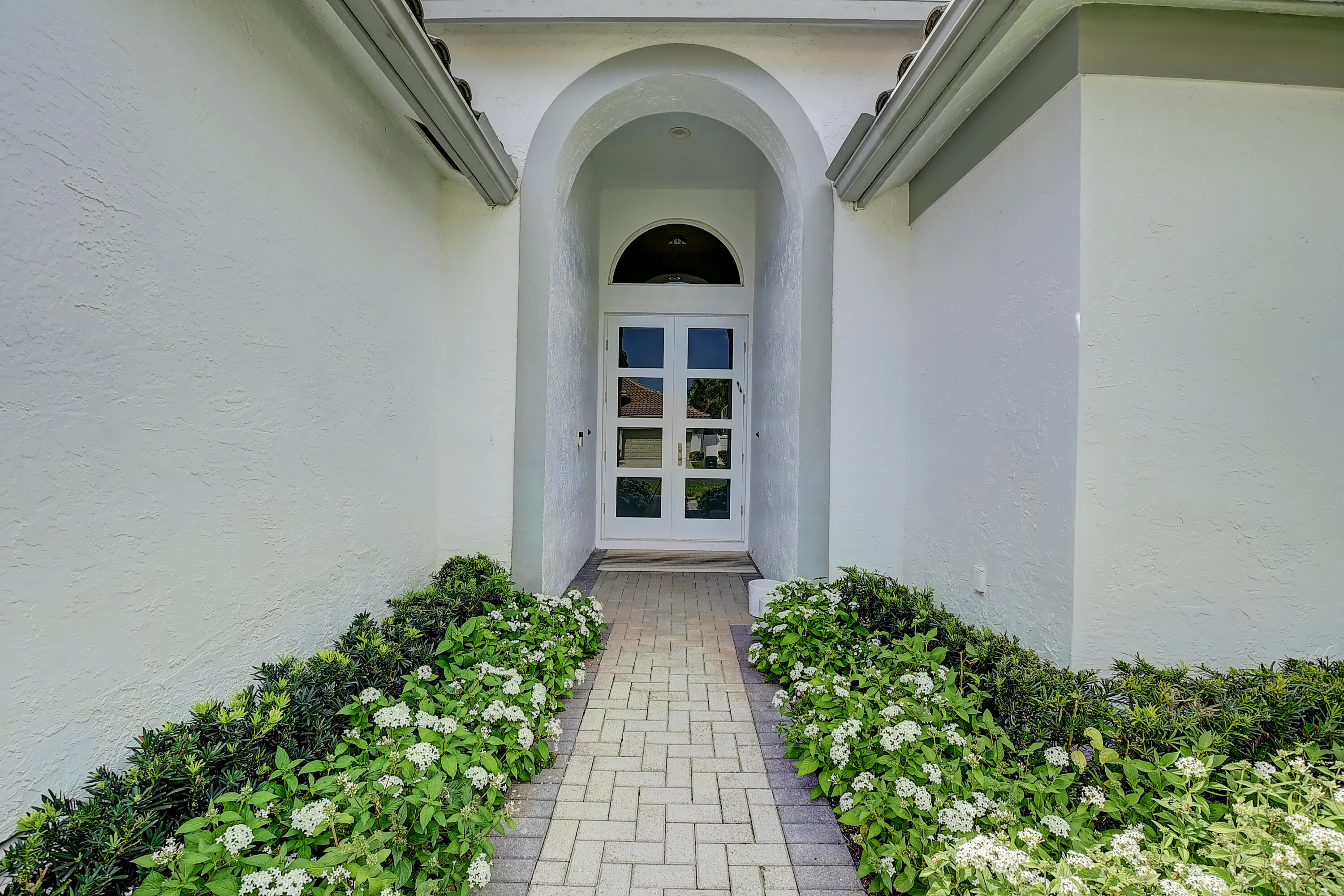 5735 Regency Circle West Boca Raton, FL 33496 - Photo 3 of 34 03_virtuals1 (3)