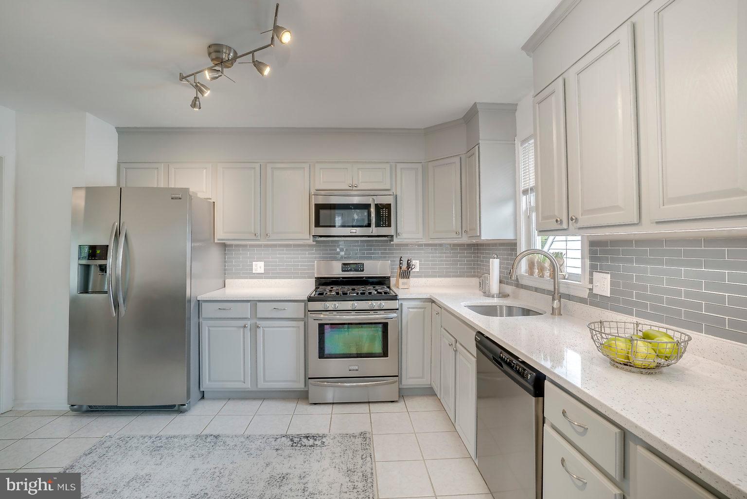 3500 Fondulac Road Baltimore, MD 21236 - Photo 14 of 36 Updated kitchen with quartz counters & SS appl's