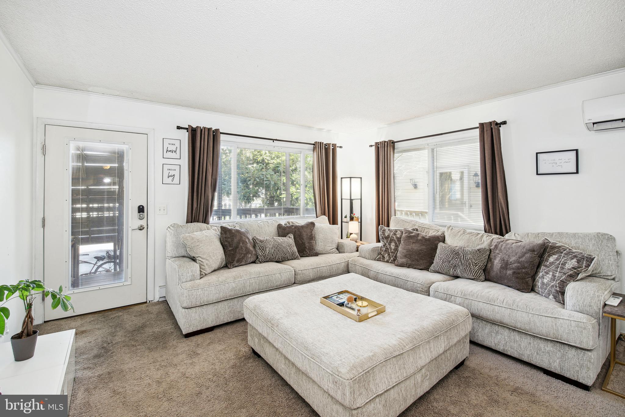 2803 Gull Way, Unit B01 Ocean City, MD 21842 - Photo 14 of 56 Lovely Living Room