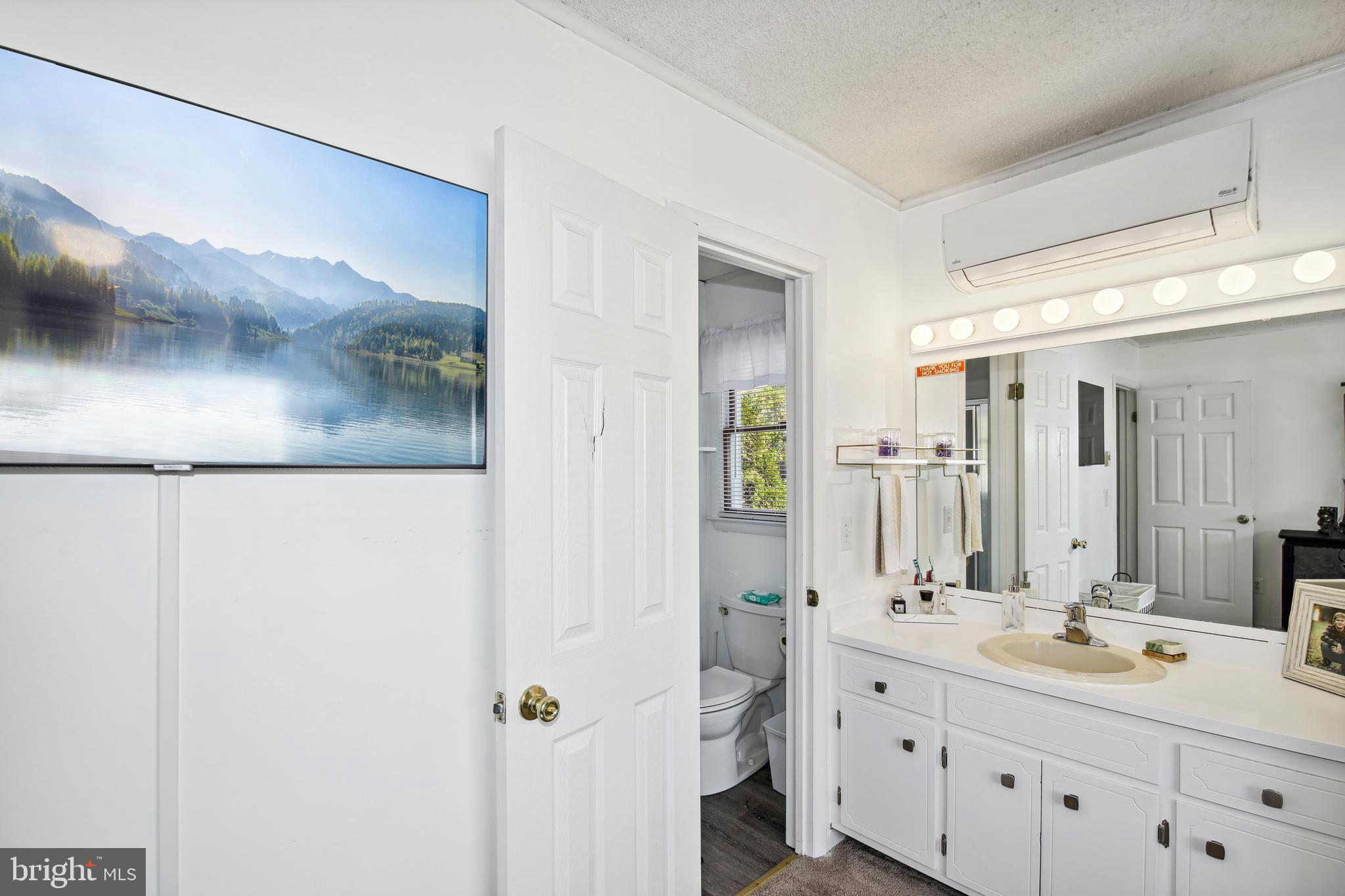 2803 Gull Way, Unit B01 Ocean City, MD 21842 - Photo 27 of 56 Primary Suite