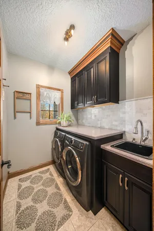 $685,000 | 6820 Bowerman Road, Horton, MI 49246
