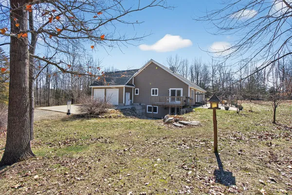 $685,000 | 6820 Bowerman Road, Horton, MI 49246