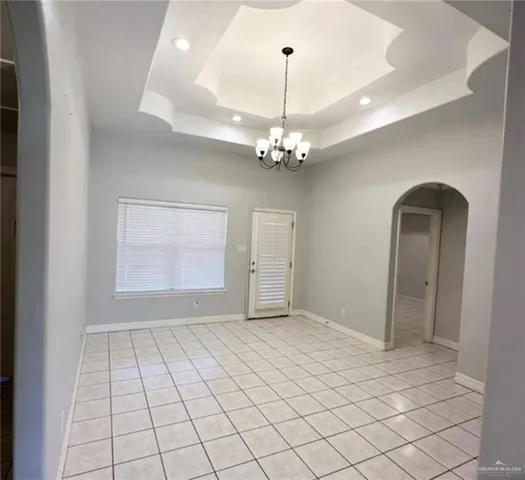 $1,300 | 612 South Resplandor Street, Mission, TX 78572