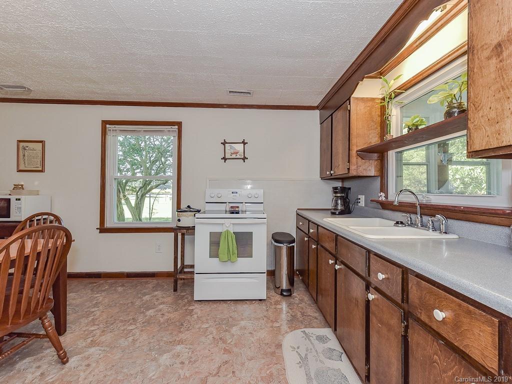 915 Sikes Mill Road Monroe, NC 28110 - Photo 10 of 26