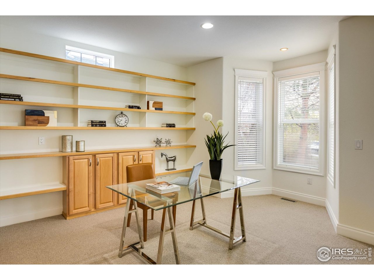 1241 High Street Boulder, CO 80304 - Photo 9 of 36 a workspace with furniture and a window