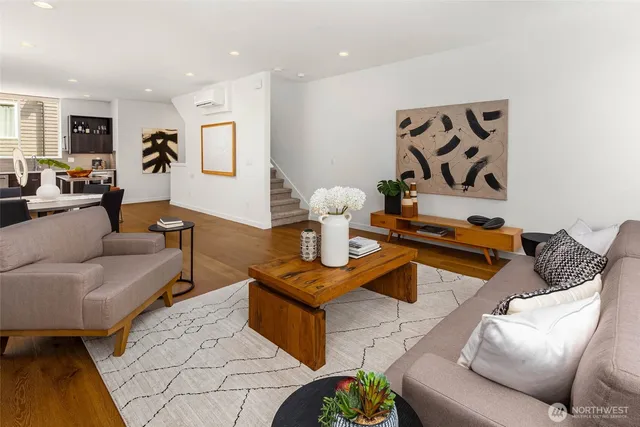 $1,245,000 | 1918 5th Avenue North, Unit B, Seattle, WA 98109