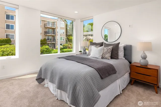 $1,245,000 | 1918 5th Avenue North, Unit B, Seattle, WA 98109