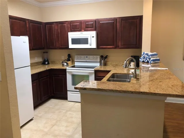 $1,750 | 8010 Tuscany Way, Unit 5306, Davenport, FL 33896