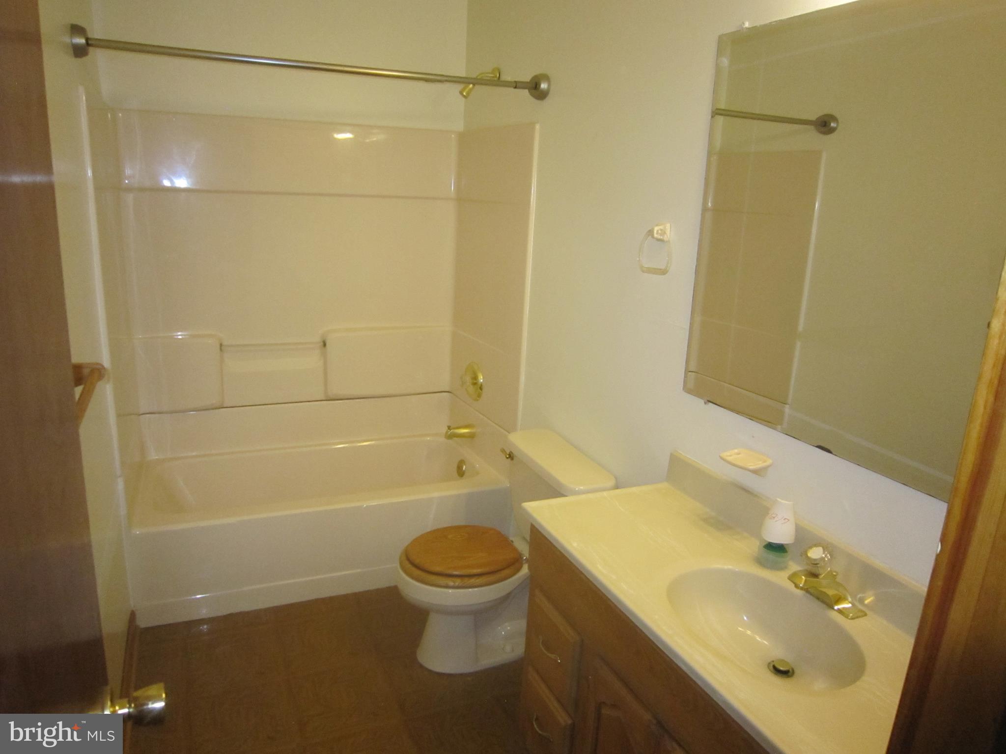 2749 Ebbvale Road Manchester, MD 21102 - Photo 19 of 30 Bath #2
