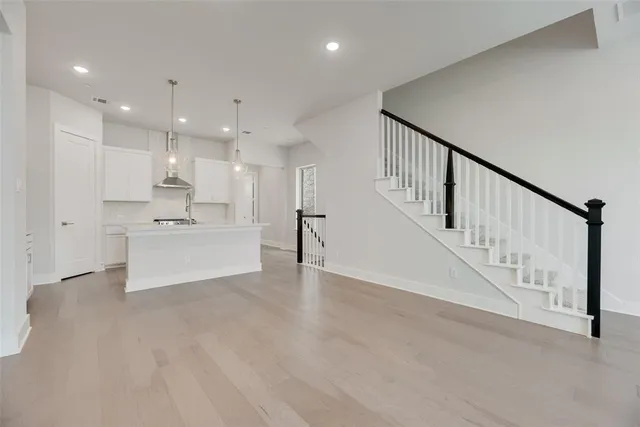 $559,990 | 945 Heights Way, Plano, TX 75075